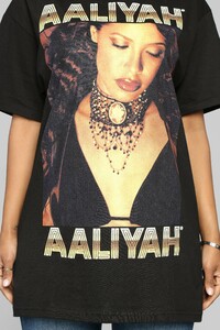 12-24-18_Studio_2_AB_09-17-19_7ALH90980_Black_0435_AJ.jpg