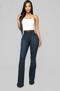 12-24-18_Studio_2_AB_11-05-53_P522FN_DarkDenim0554_AJ.jpg