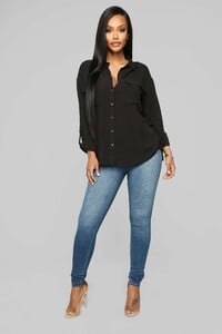 12-24-18_Studio_2_AB_15-30-49_T10342_Black0438_AJ.jpg