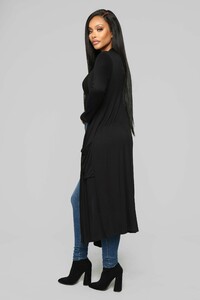 12-26-18_Studio_2_AB_16-07-53_J3709XL_Black0429_AG.jpg