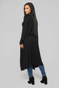 12-26-18_Studio_2_AB_16-08-32_J3709XL_Black0435_AG.jpg