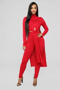 12-27-18_Studio_2_AB_13-18-33_D10494_Red_0443_AJ.jpg