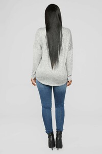 12-27-18_Studio_2_AB_13-30-40_T3951XL_HeatherGrey0529_NT.jpg