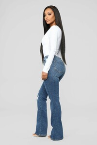 12-27-18_Studio_2_AB_14-11-25_KC9125M_DarkDenim0476_NT.jpg