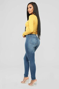 12-27-18_Studio_2_AB_15-04-34_RT34197L_Mustard0449_AJ.jpg