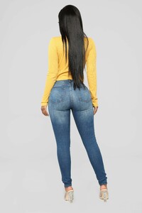 12-27-18_Studio_2_AB_15-04-53_RT34197L_Mustard0450_AJ.jpg
