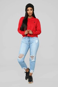 12-27-18_Studio_2_AB_FH33107LE_Red_64_NT.jpg