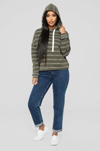 12-27-18_Studio_2_AB_T10124_OliveCombo_175_NT.jpg