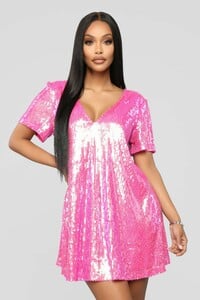 12-28-18_Studio_2_AB_11-42-09_D5415C_HotPink0438_AJ.jpg
