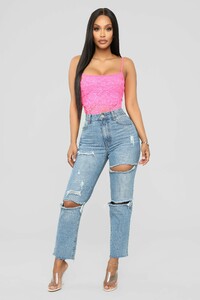 12-28-18_Studio_2_AB_14-26-08_ST1602_NeonPink0508_NT.jpg