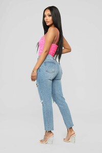 12-28-18_Studio_2_AB_14-26-51_ST1602_NeonPink0513_NT.jpg