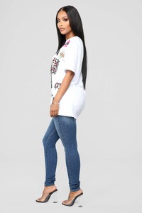 12-31-18_Studio_2_OD_10-01-26_T1596_OffWhite0488_AG.jpg