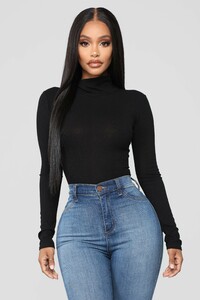 12-31-18_Studio_2_OD_10-07-37_T5084_Black0513_JD.jpg