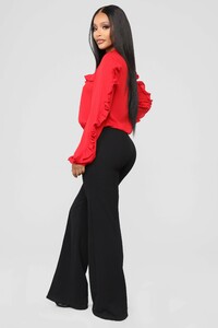 12-31-18_Studio_2_OD_11-02-24_WT33260L_Red0467_AJ.jpg