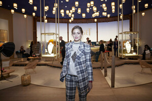 Olivia+Palermo+Piaget+SIHH+2019+Booth+xpMm9MZmKnFx.jpg