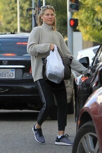 lar090119BZNimage5.jpg
