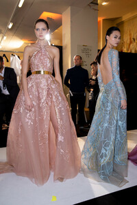 1272901339_elie-saab-hc-bks-m-rs19-4308(1).thumb.jpg.1779d68f3e530b1d008e08894193277f.jpg