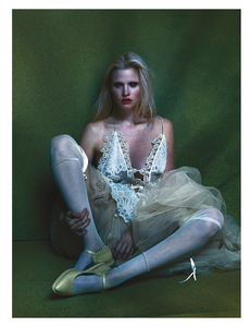 1276420167_Bewitched_Mert__Marcus_W_Magazine_March_2015_14.thumb.png.99a0b42faa48b1b4907cefc98d9b06af.png