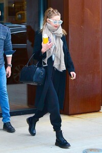        gig240119BZNimage110.jpg