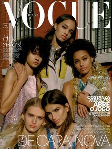 Linda Helena-Vogue-Brasil.jpg