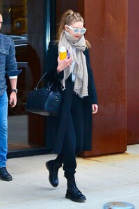        gig240119BZNimage111.jpg