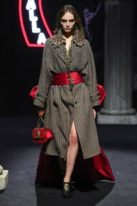Fran Summers Moschino Fall 2019 Menswear 1.jpg