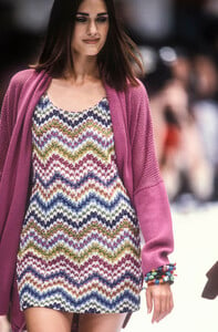 149333852_Missoni1991WomenRTW42.thumb.jpg.3021752b6a9d1506d5c0867d28a292e6.jpg