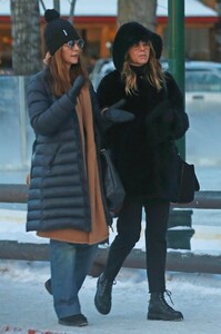        jen040119BZNimage12.jpg
