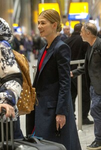        pik080119BZNimage10.jpg