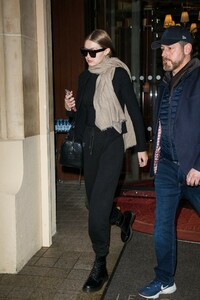         gig270119BZNimage107.jpg