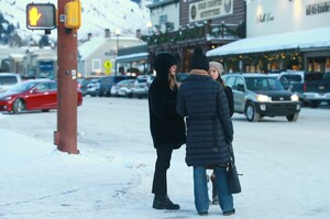        jen040119BZNimage24.jpg