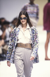 1723658859_Missoni1991WomenRTW91.thumb.jpg.afa38051525cb73110e8ced59c9d797d.jpg