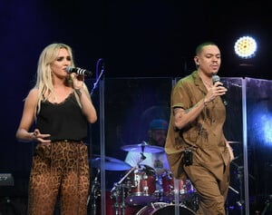 Ashlee+Simpson+Evan+Ross+Concert+New+York+BIM59uQmcsGx.jpg