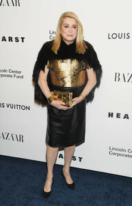 Catherine+Deneuve+Evening+Honoring+Louis+Vuitton+TQFsljPW2DBx.jpg