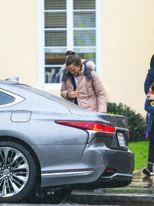 Jennifer+Garner+takes+kids+school+y92XLMuCxuXx.jpg