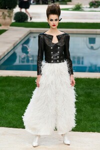 Camille Hurel Chanel Spring 2019 Couture.jpg