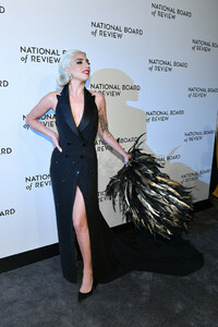 Lady+Gaga+National+Board+Review+Annual+Awards+xGKdDMCf0wbx.jpg