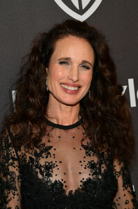Andie+MacDowell+2019+InStyle+Warner+Bros+76th+sYSJk4jTbyMx.jpg