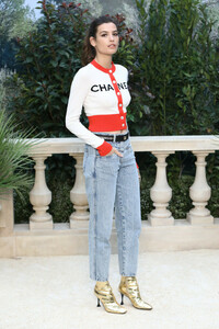 Alma+Jodorowsky+Chanel+Photocall+Paris+Fashion+vM1ATIdCgMVx.jpg