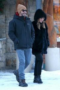        jen040119BZNimage3.jpg