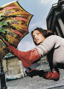 2000-1-Elle-Russia-3.jpg