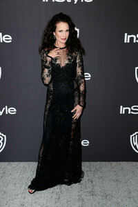 Andie+MacDowell+InStyle+Warner+Bros+Golden+EJGZOMmGLejx.jpg