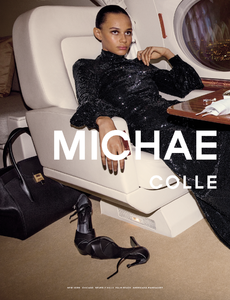 285623616_Inez__Vinoodh_Michael_Kors_Fall_Winter_18_19_01.thumb.png.3c823f6526cfd0ad55c901dc71287dc6.png