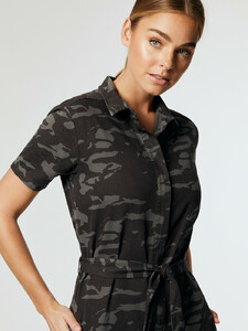 3-monrow-camo-ss-jumpsuit-dresses-and-jumpsuits-vintage-black.jpg