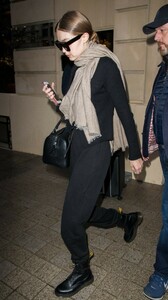         gig270119BZNimage114.jpg