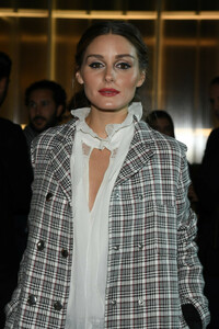 Olivia+Palermo+Giambattista+Valli+Front+Row+0wytwALQGkUx.jpg