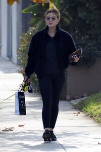        luc110119BZNimage128.jpg