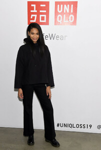 Chanel+Iman+Chanel+Iman+Attends+Uniqlo+Press+qUyAkwGG9Rbx.jpg