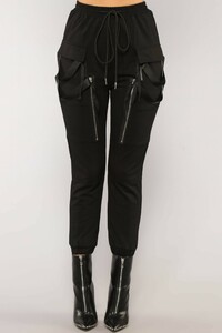 6-1-18_HGP1047_Black_10.JPG