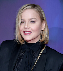 Abbie+Cornish+Screening+Perfect+Arrivals+OX1EeEzdnrhx.jpg